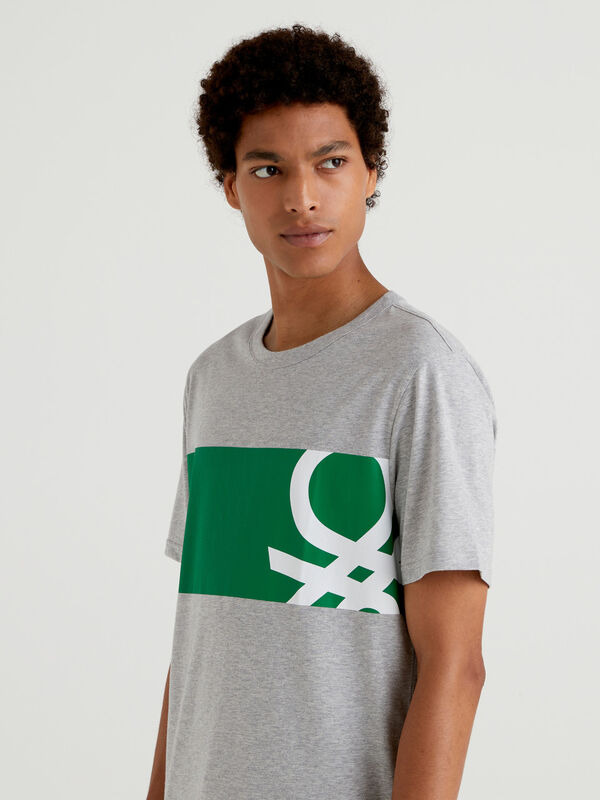 Gray t-shirt in organic cotton with logo print Men