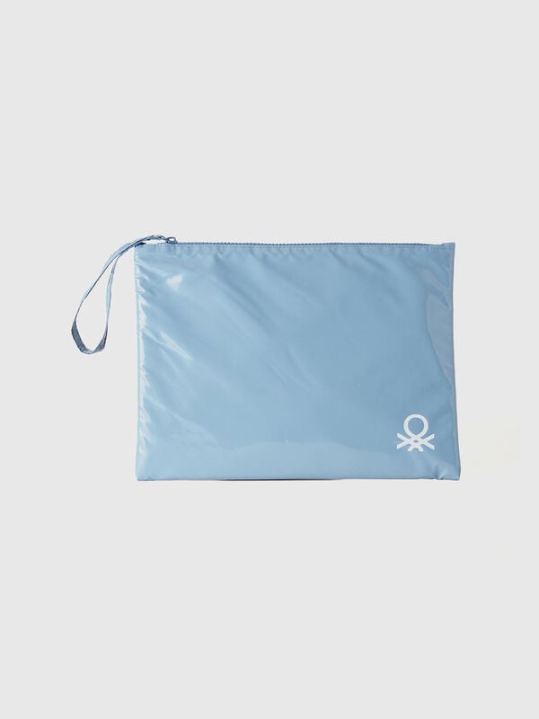 Bolso plano grande con logotipo