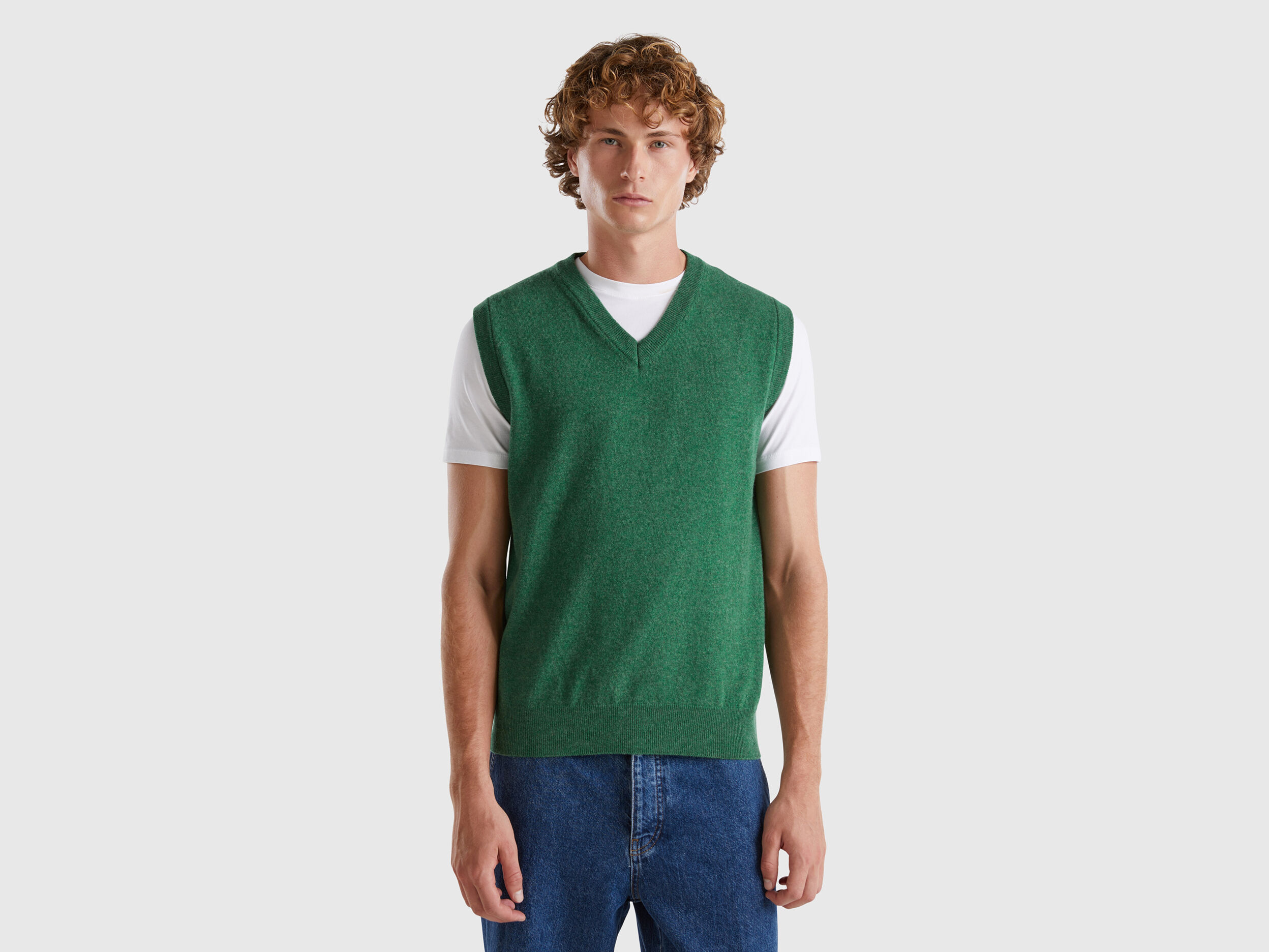 Men s Knit Vests New Collection 2024 Benetton