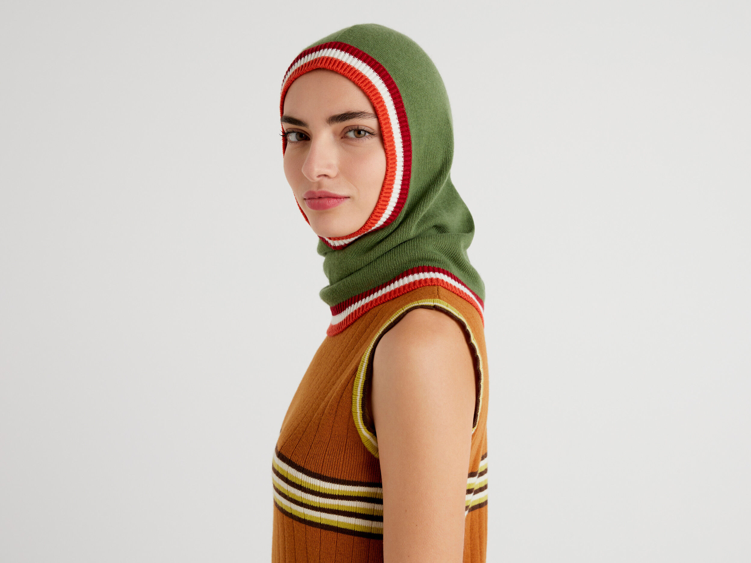 Benetton_22A_1235EA009_6N3_FM_