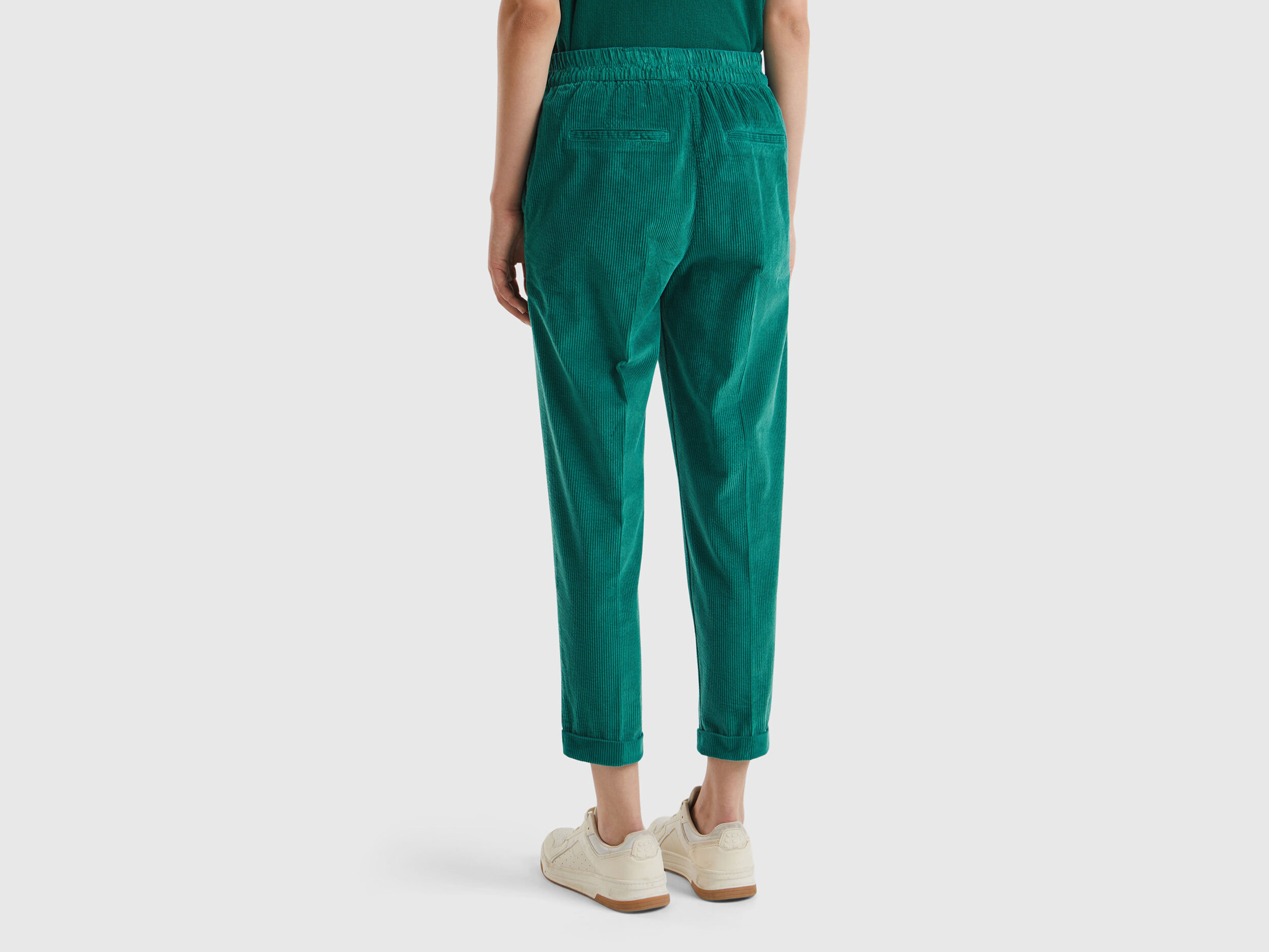 Chinos in velvet with stretch waist - Dark Green | Benetton