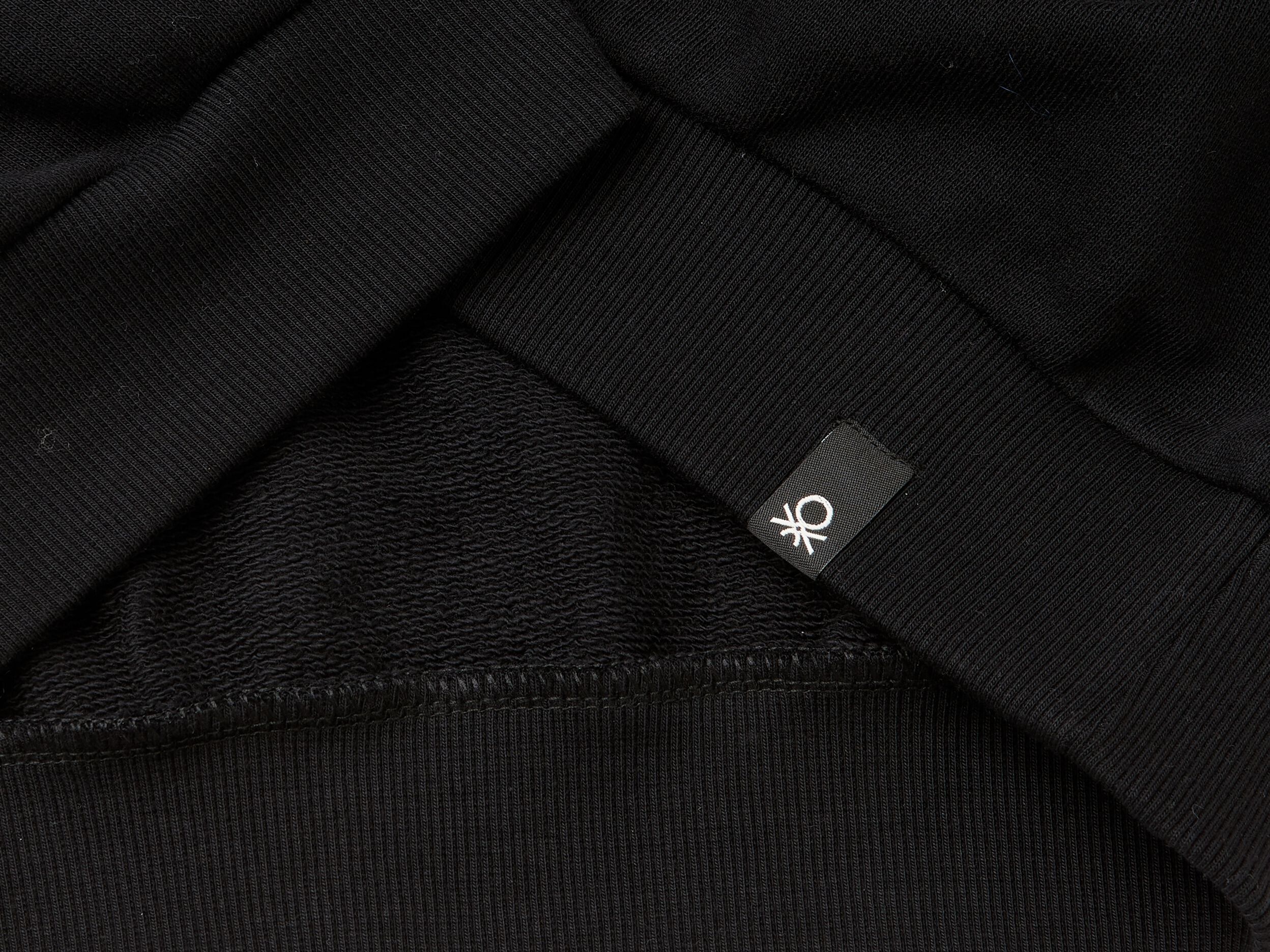 Black Wednesday Addams collared sweatshirt - Black | Benetton