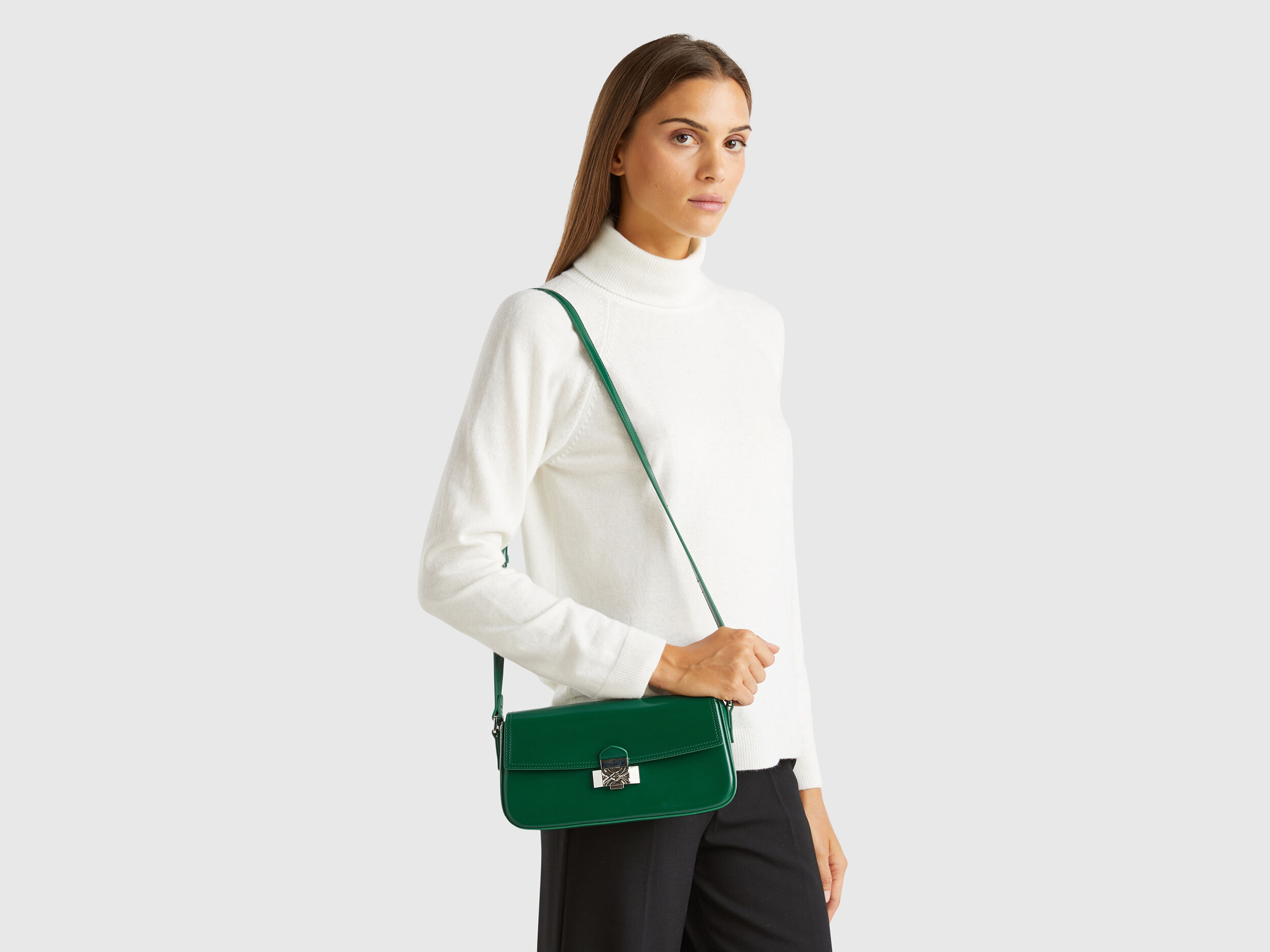 Baguette bag in synthetic leather - Dark Green | Benetton
