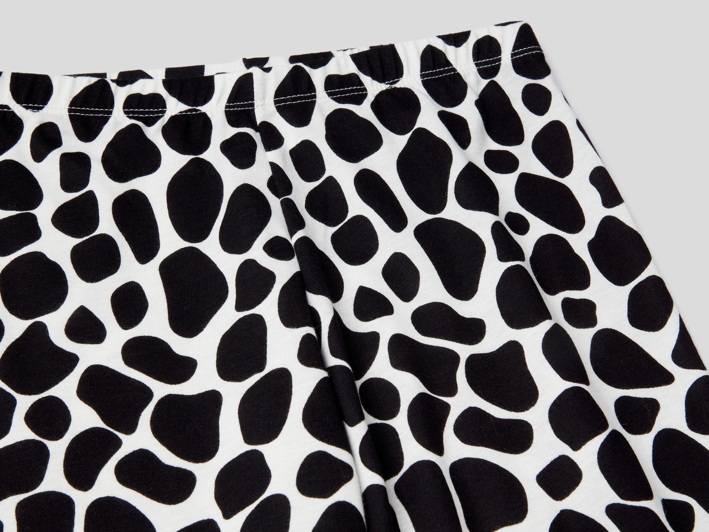 Gorjuss pyjamas in warm cotton and viscose image number 2