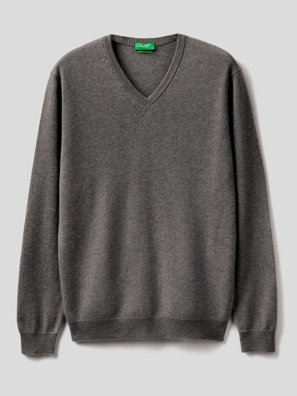 V-neck sweater in pure cashmere image number 1