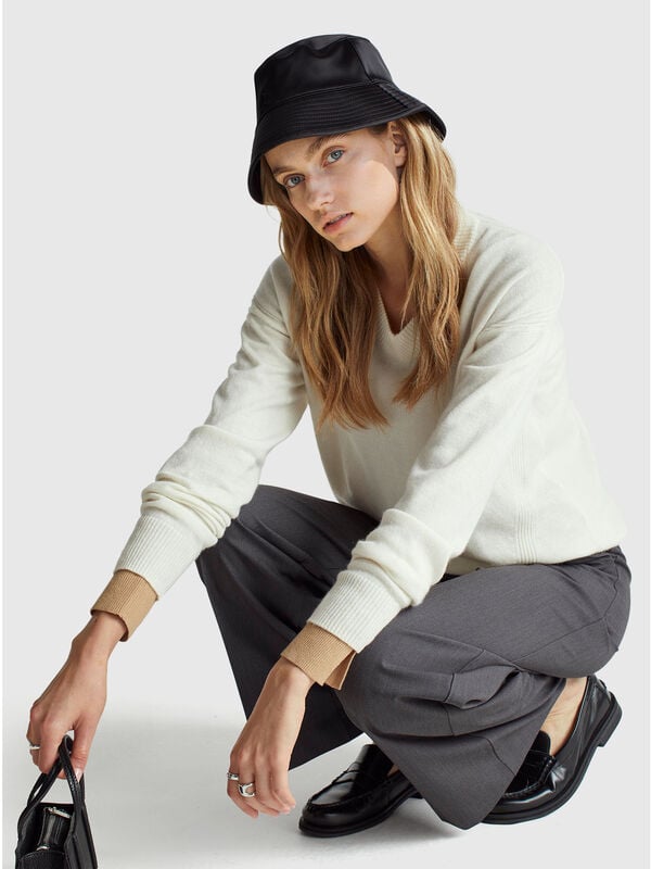 Su&eacute;ter de cuello en V Mujer