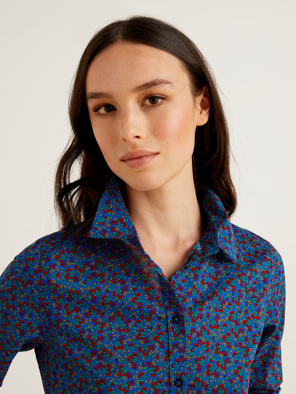 Blue pattern shirt in pure cotton Women