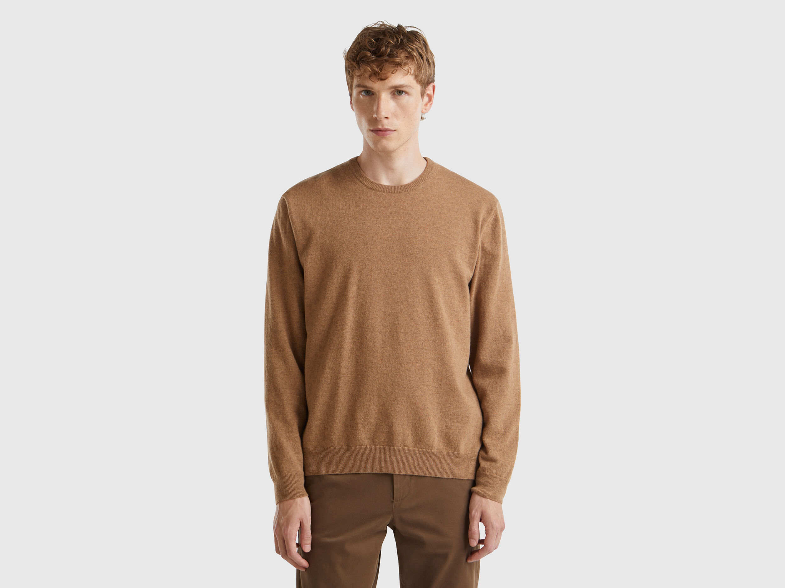Camel crew neck sweater mens deals