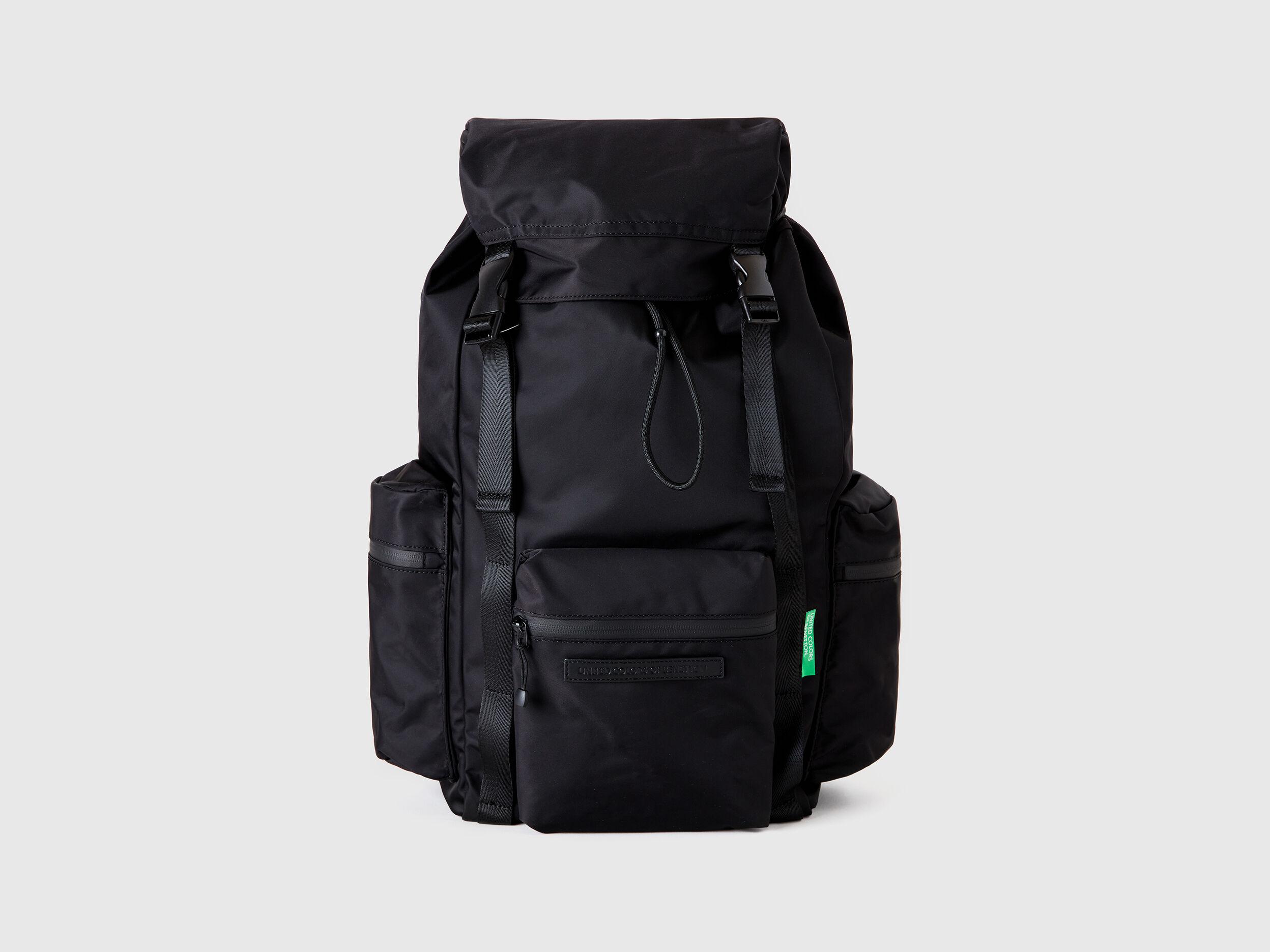 Benetton knapsack shop