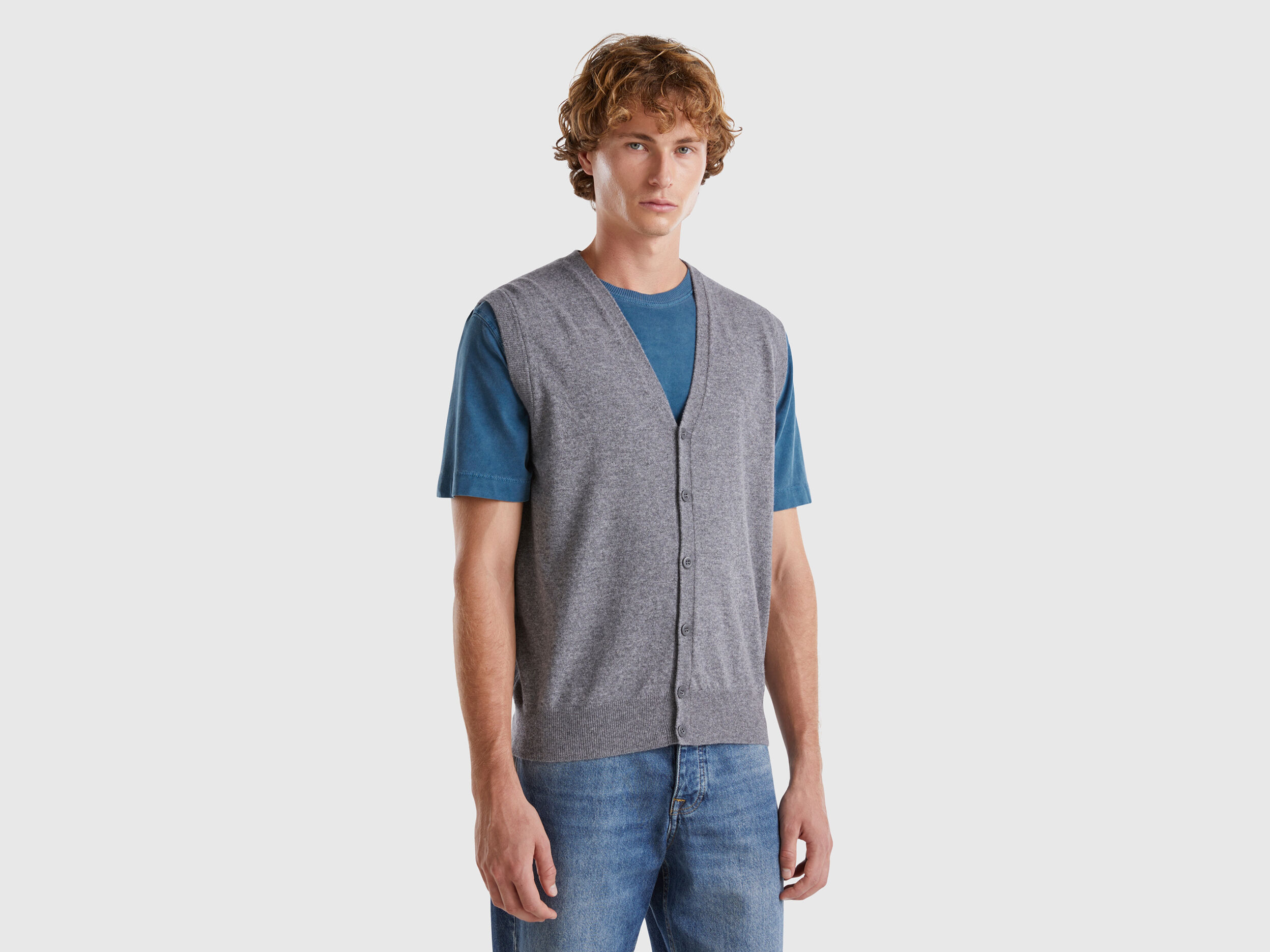 Mens knitted vest top