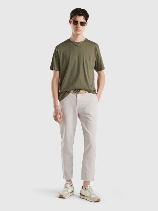 Cropped chinos in linen blend Men