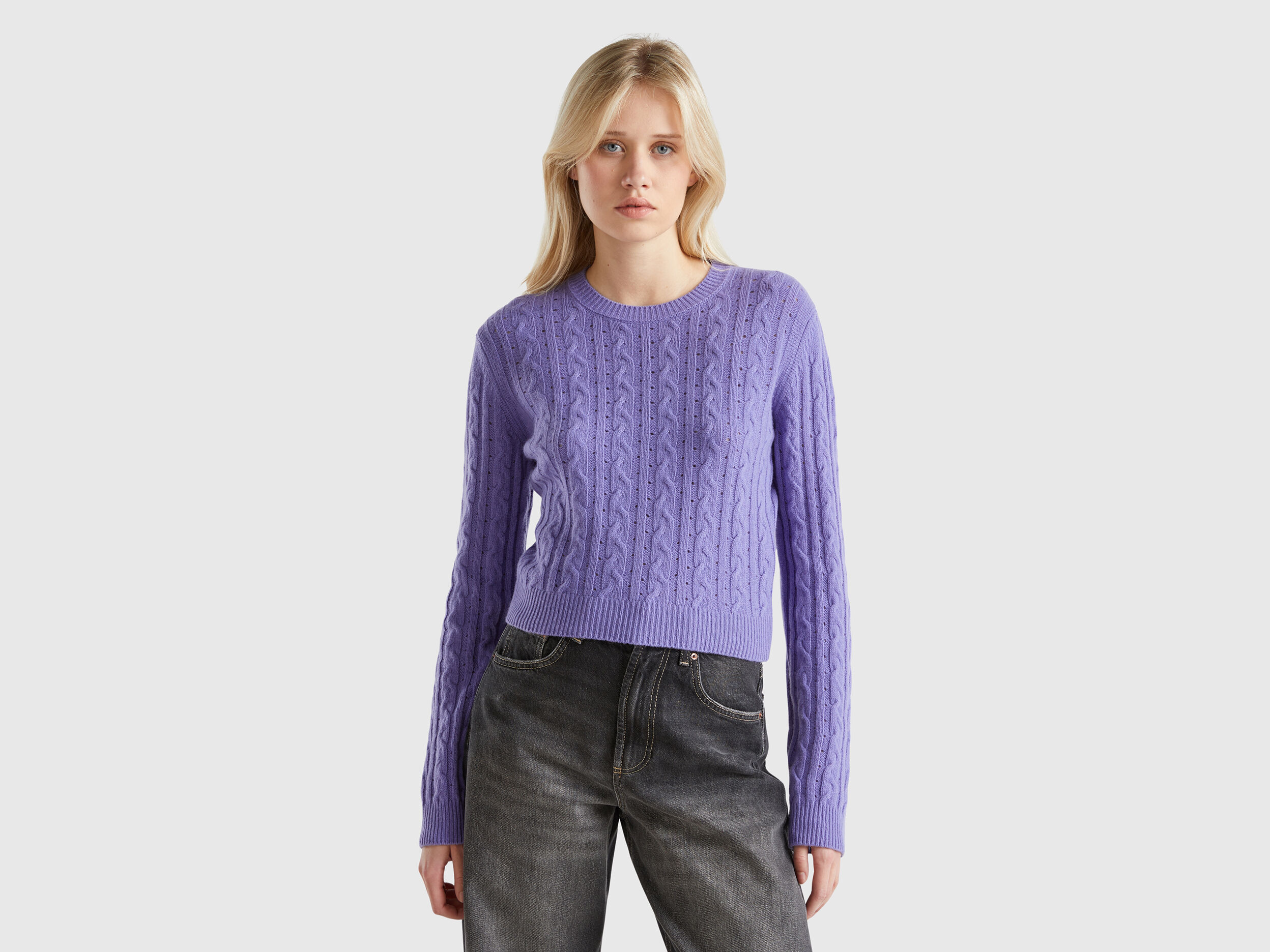 【数量限定】旧モデル在庫処分セールを開催します！ Cropped Purple - perforations and knit cable with sweater トップス