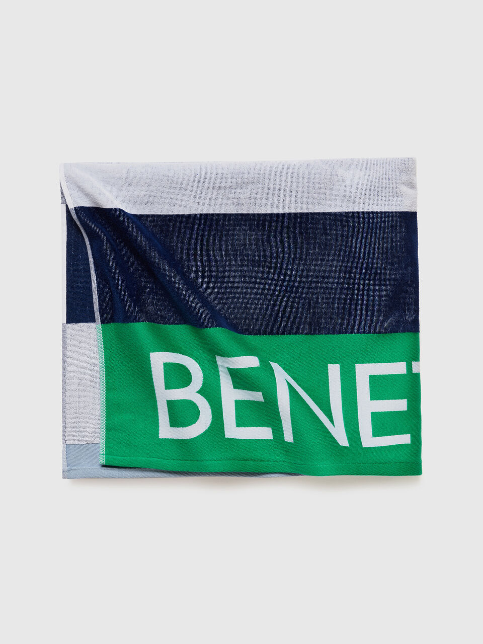 Beach towel in jacquard terry - Dark Blue | Benetton