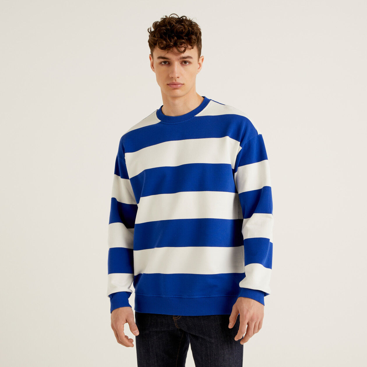 Striped sweatshirt in organic cotton - Bright Blue | Benetton