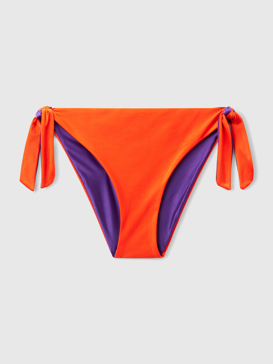 SWIMMING BRIEFS Mujer image number 1
