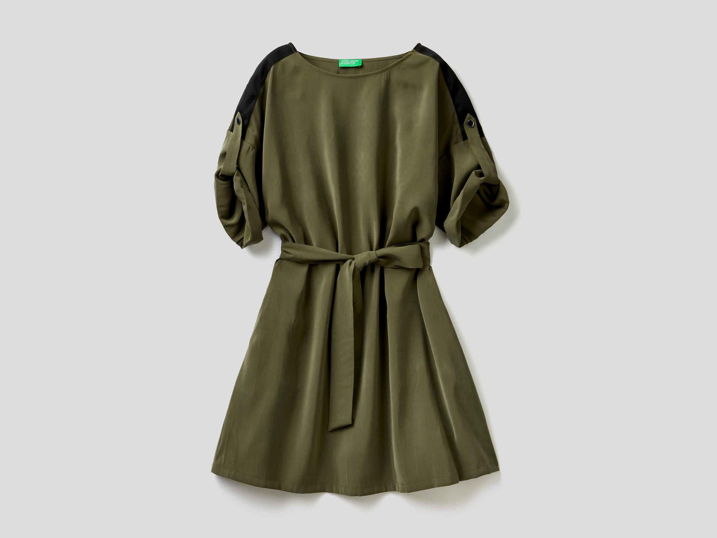Short dress with belt Military Green Benetton