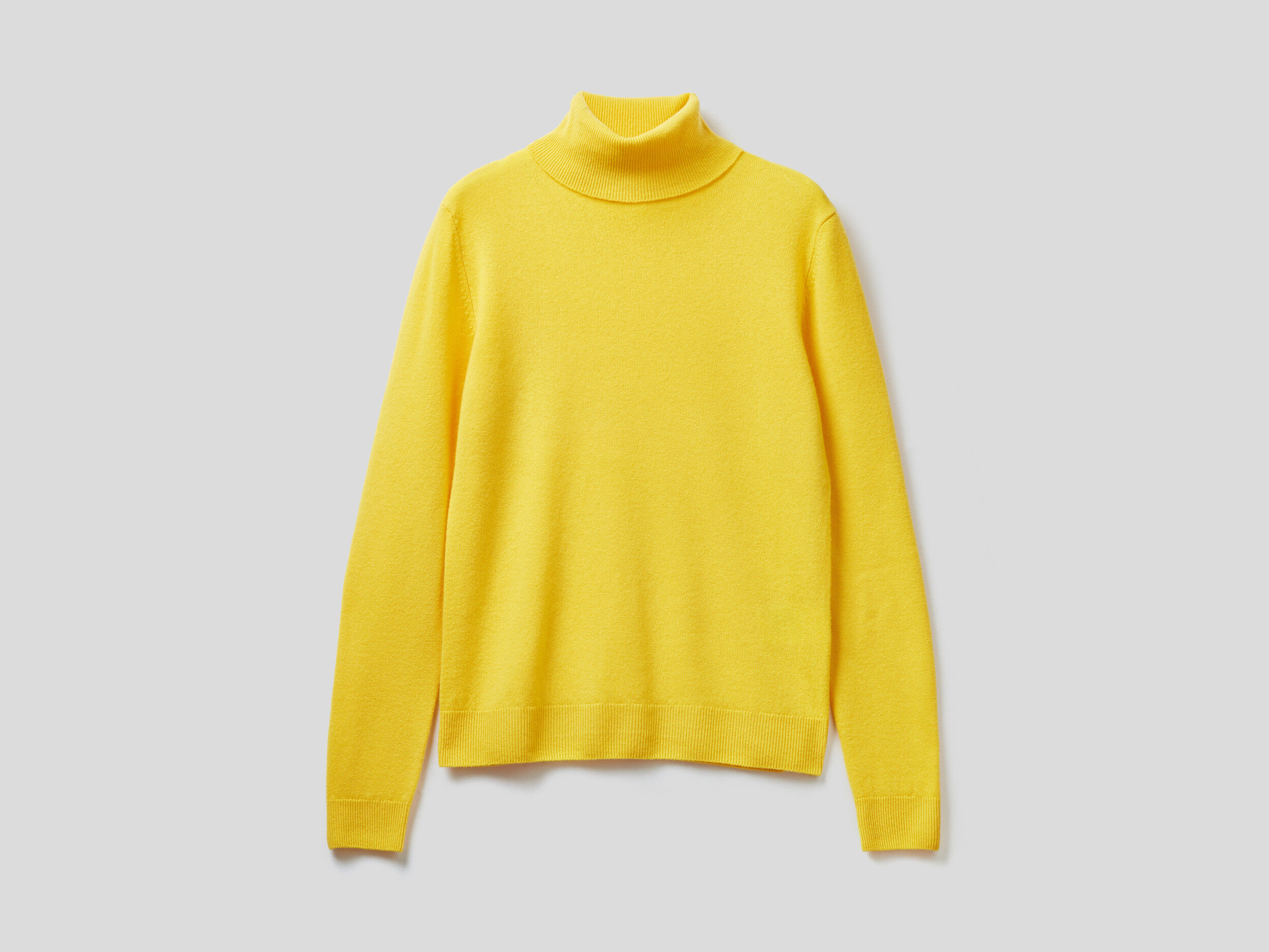 Yellow turtleneck in pure Merino wool Yellow Benetton
