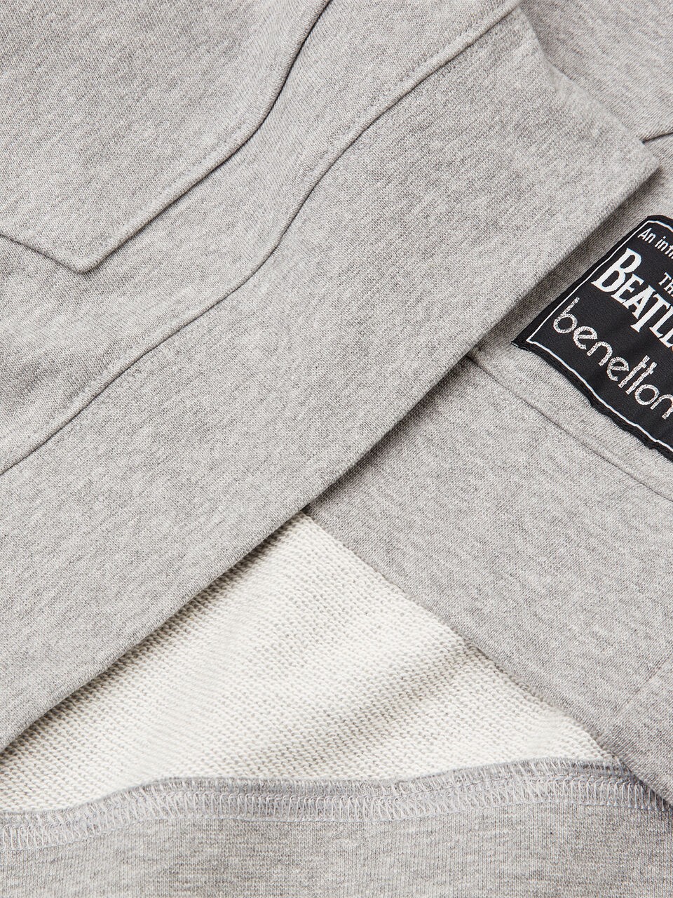 SWEATER W/HOOD image number null