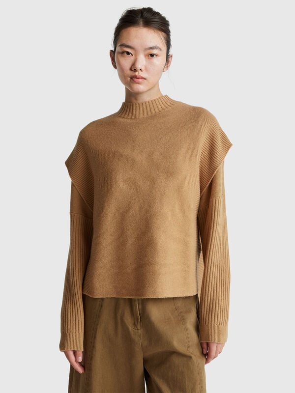 Turtleneck vest in wool blend Women