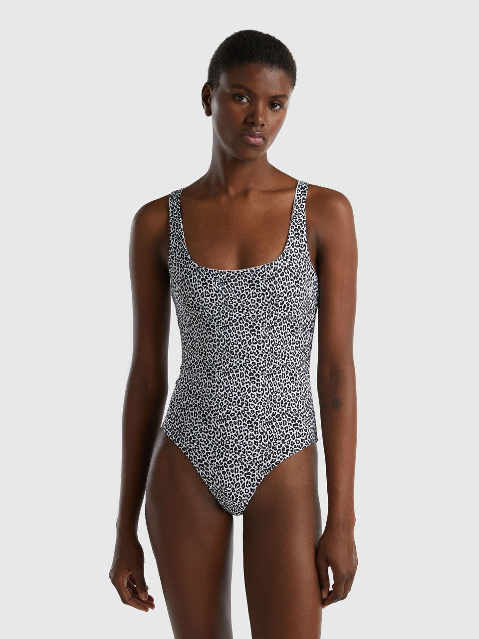 Colorful one 2025 piece swimsuit