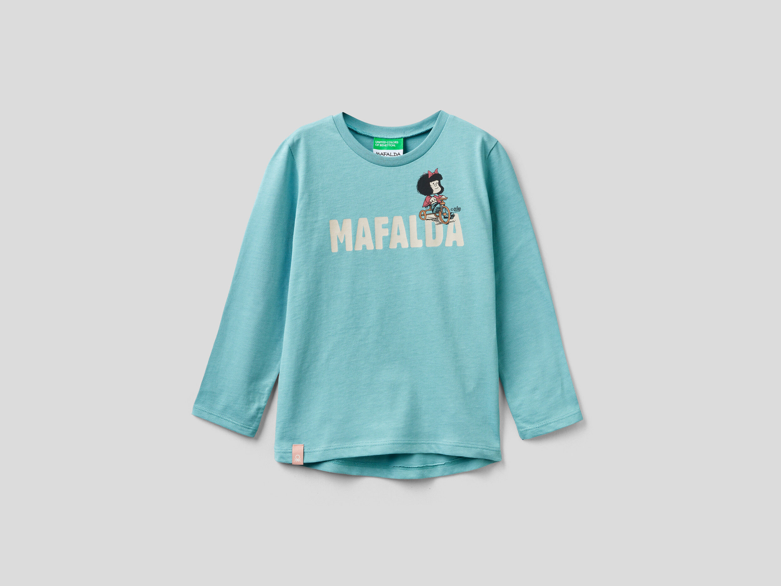 T sales shirt mafalda
