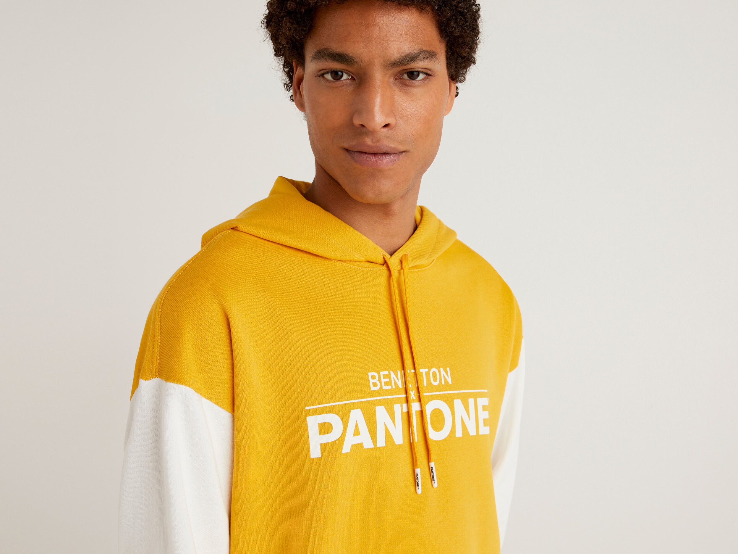 BenettonxPantone yellow sweatshirt Yellow Benetton