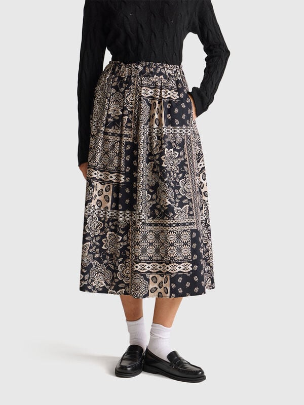 Skirt with bandana print Women