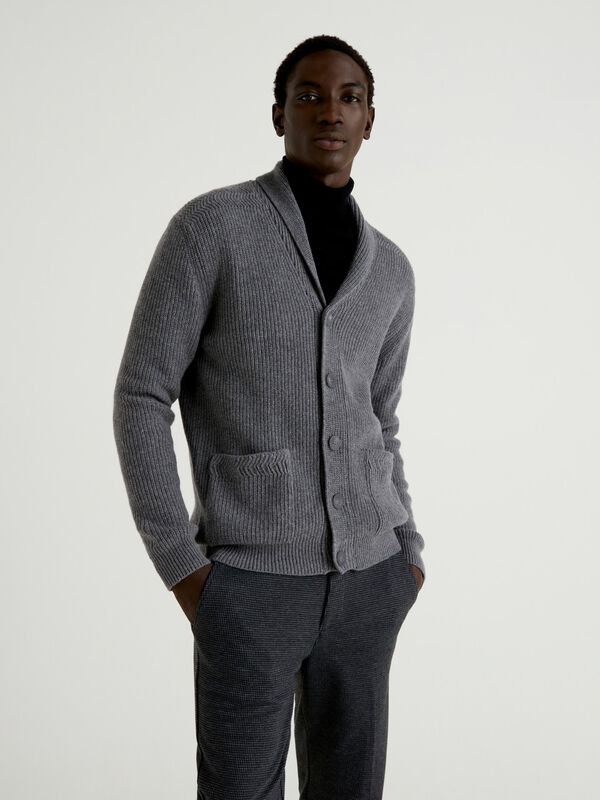 Cardigan in wool blend with pockets Men