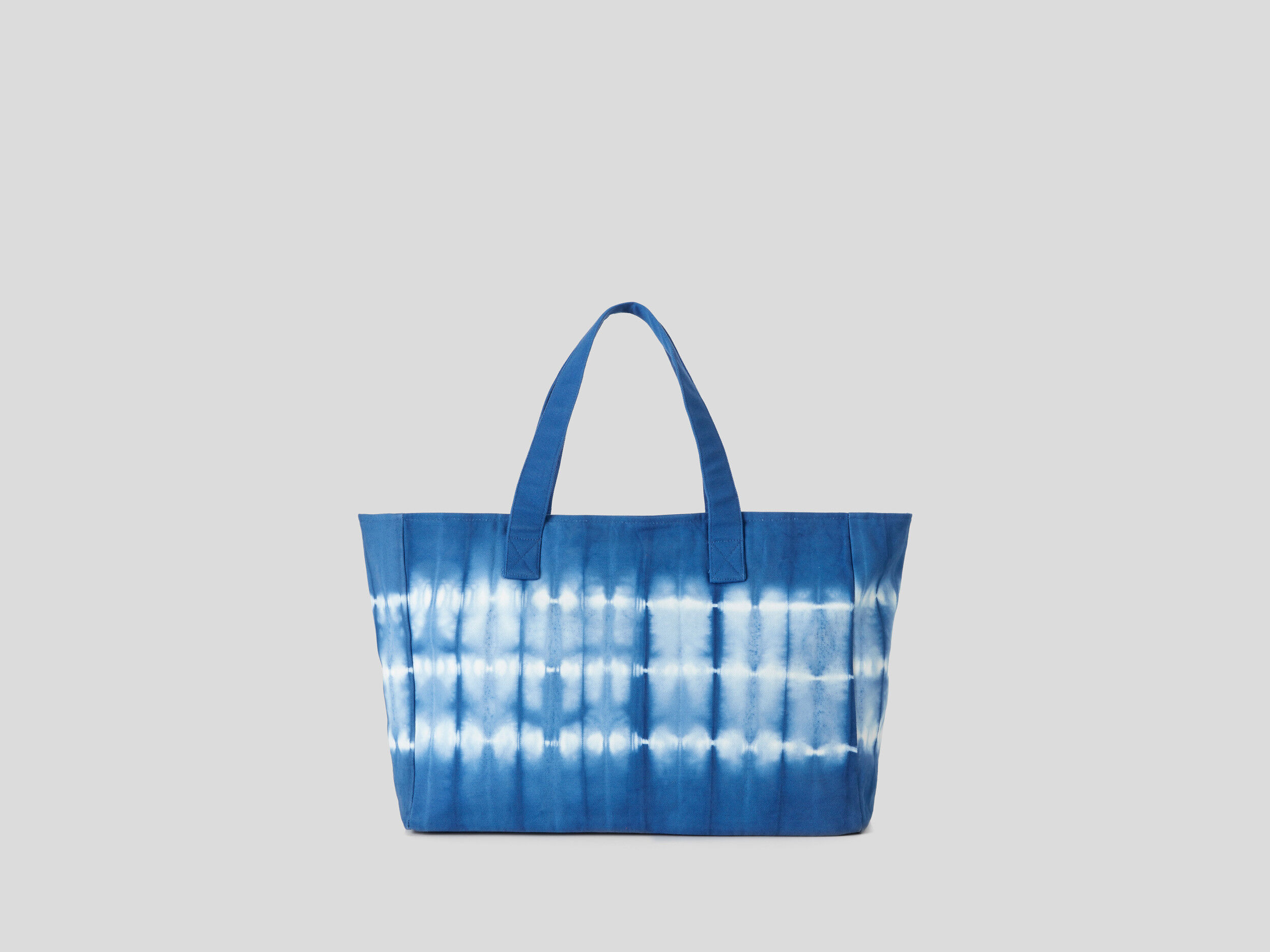 Benetton beach bag new arrivals