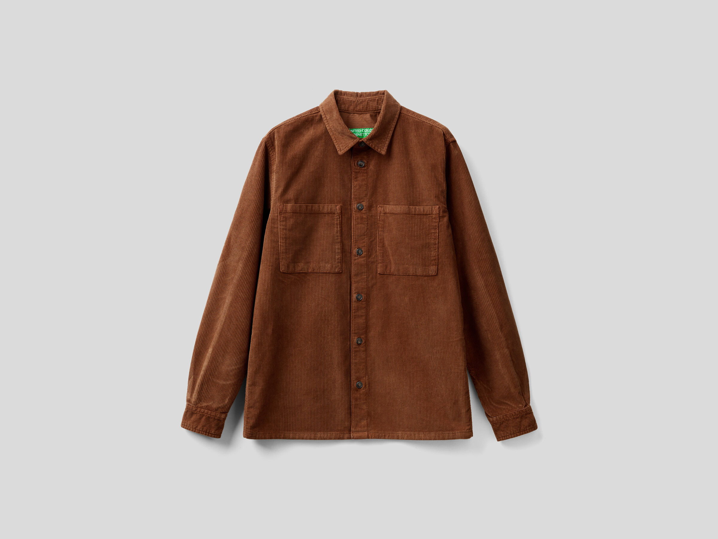 Shirt in velvet with pockets image number 4