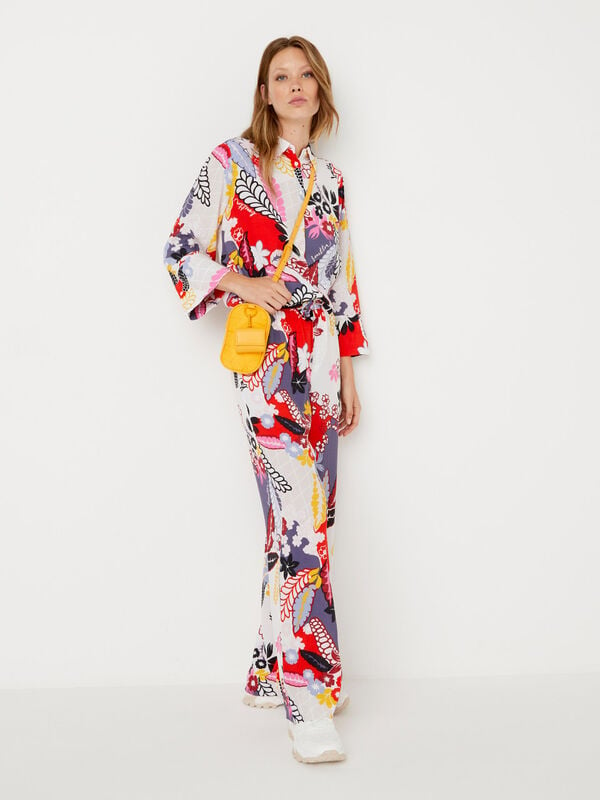 Straight leg trousers with tropical print Women