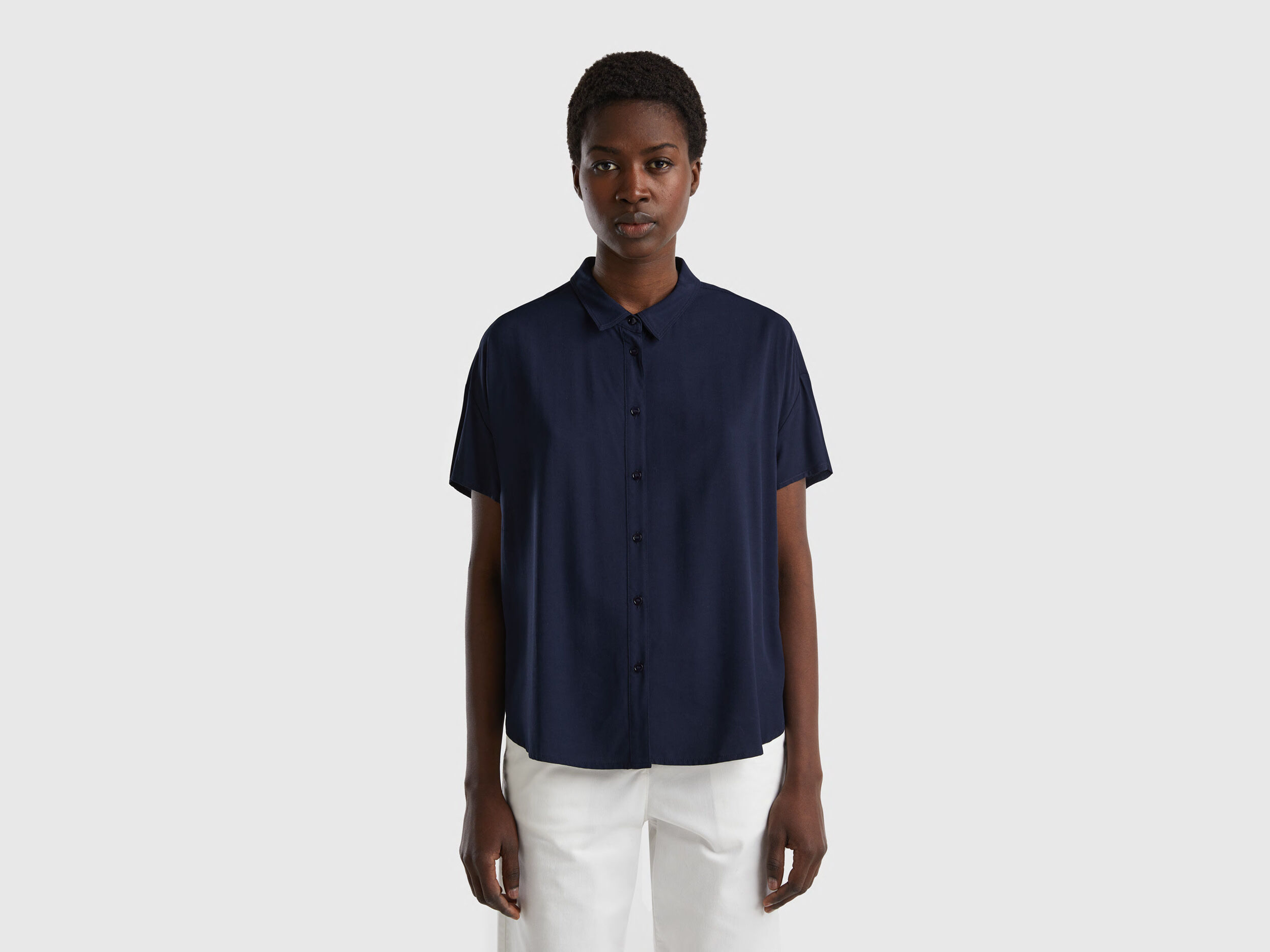 Flowy shirt in sustainable viscose Dark Blue Benetton