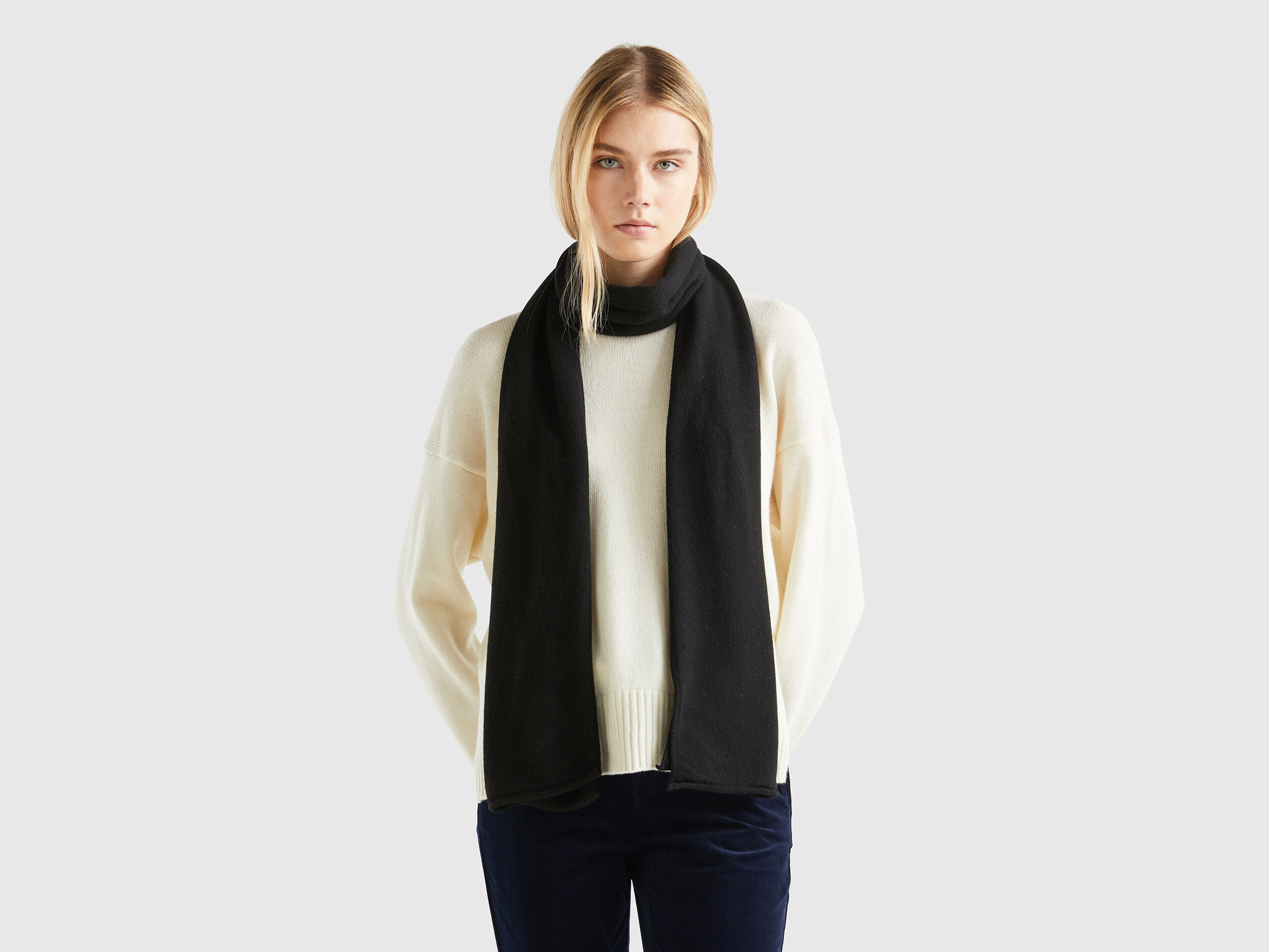 Black cashmere scarf sales womens