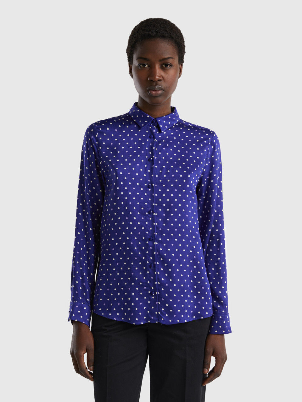 Camisa blanca top estampada mujer