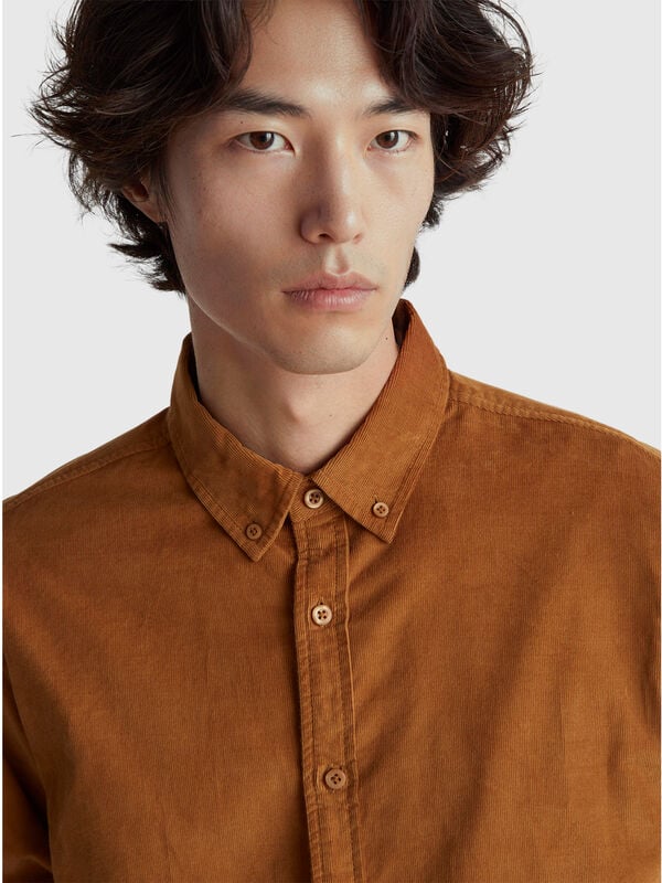 Camisa de terciopelo con botones Hombre