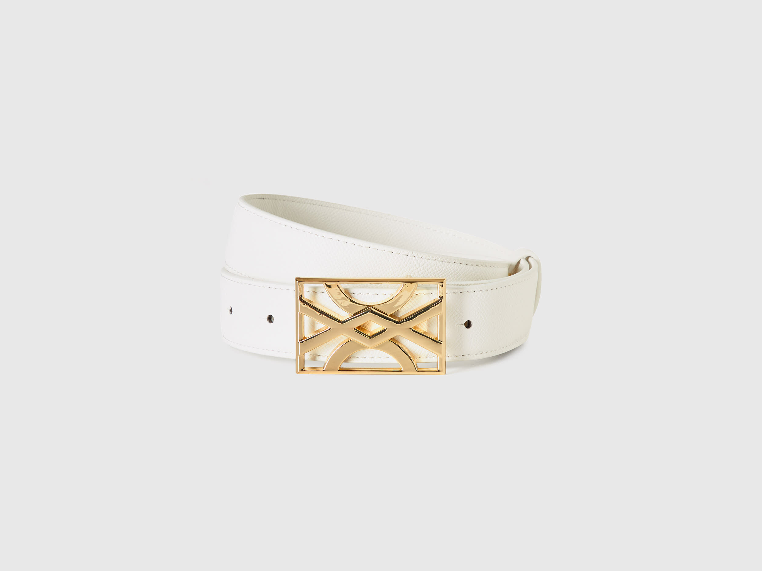White belt buckle top