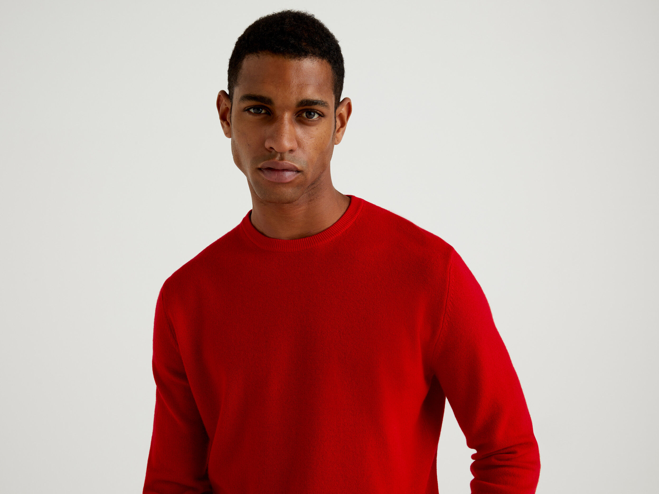 Red crew sales neck jumper mens