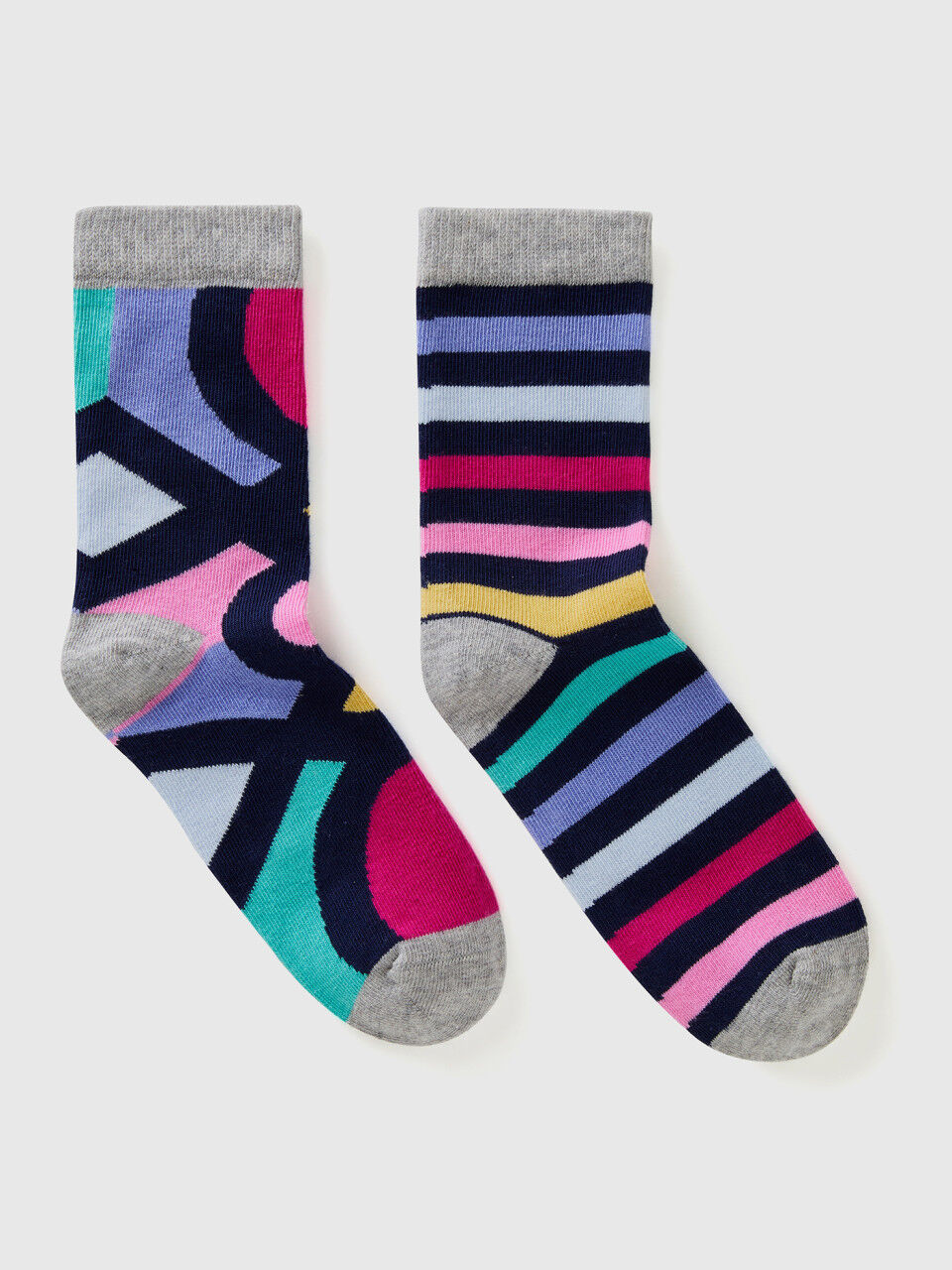 Mix & match patterned socks