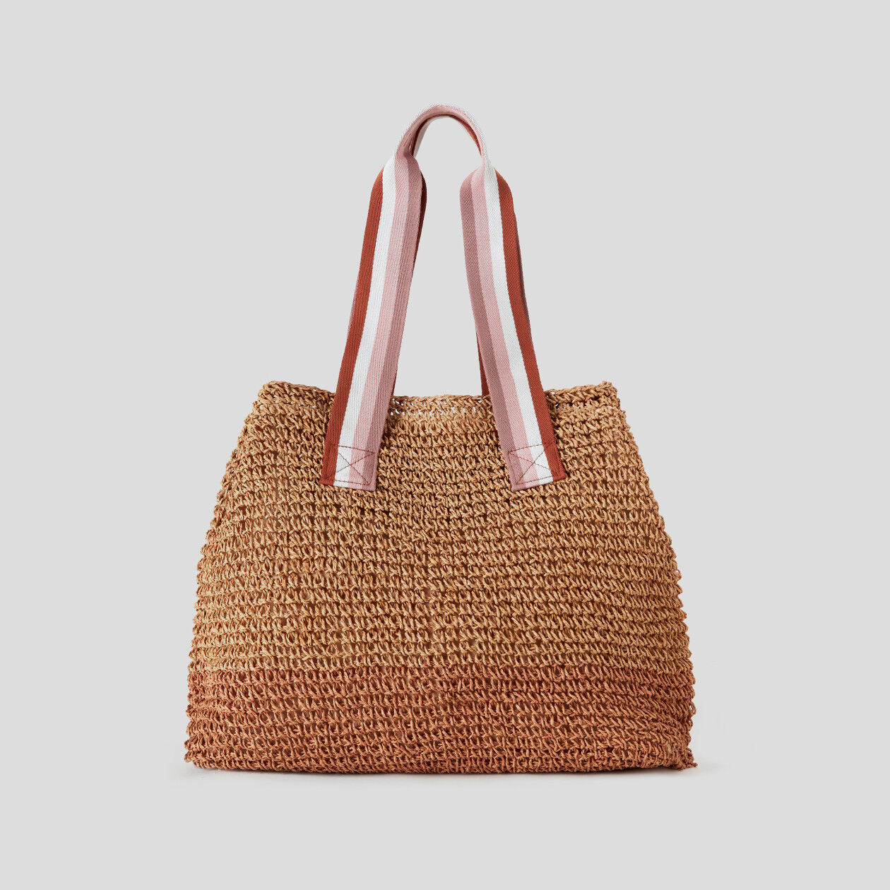 Benetton beach bag store