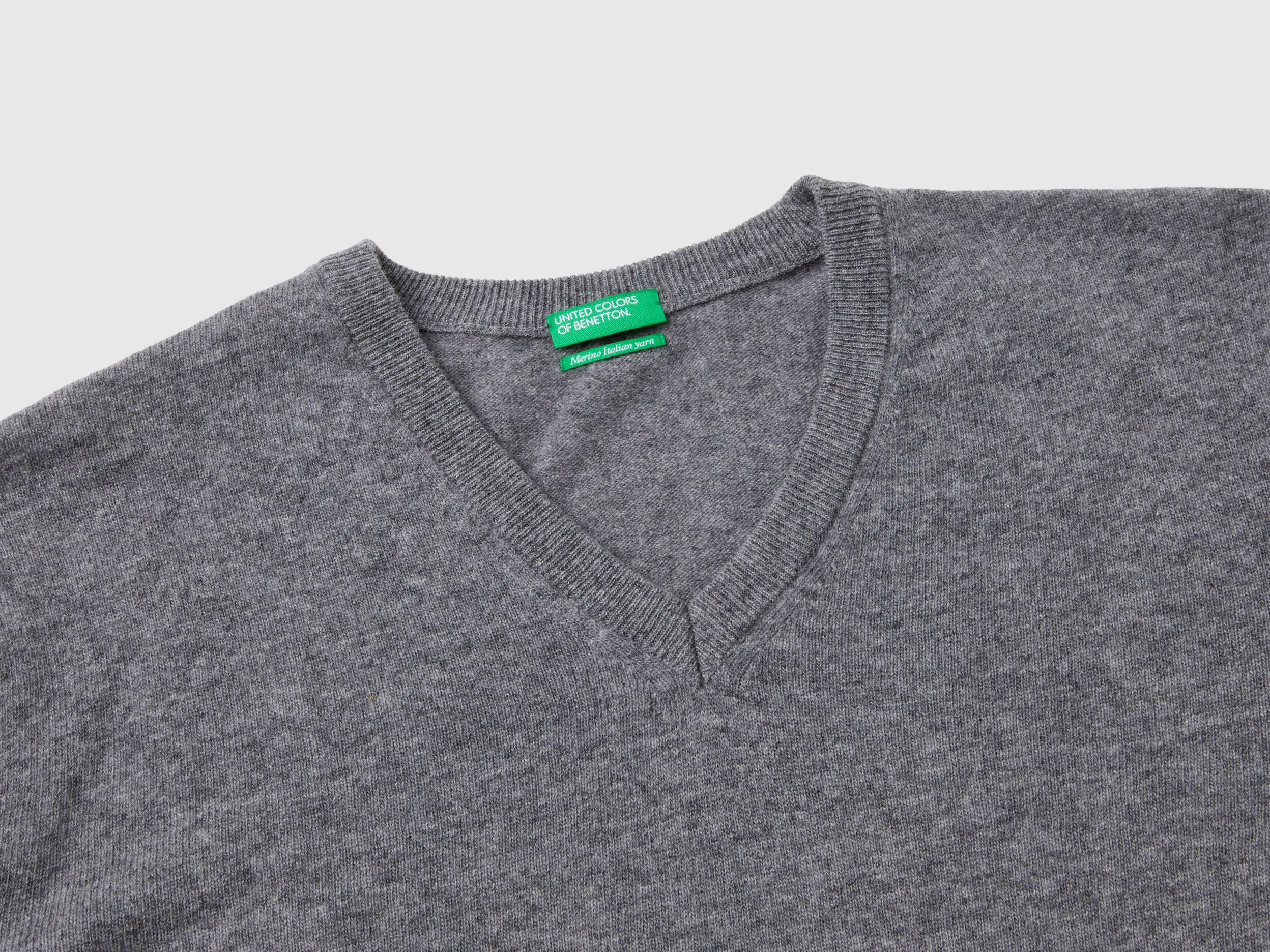 Dark grey v neck sweater hotsell