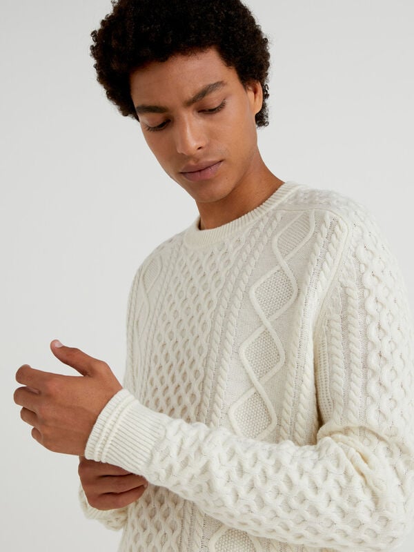 Knit sweater in wool blend Men
