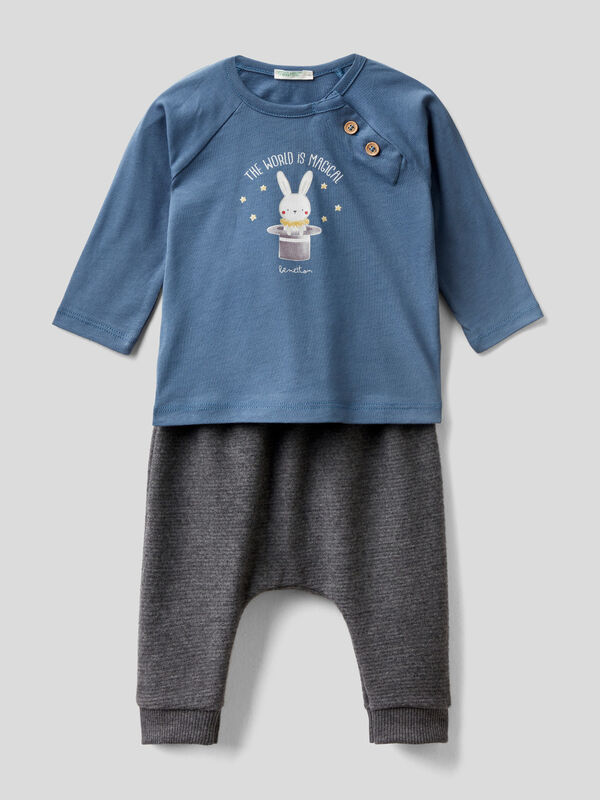 Warm t-shirt and trousers outfit New Born (0-18 months)