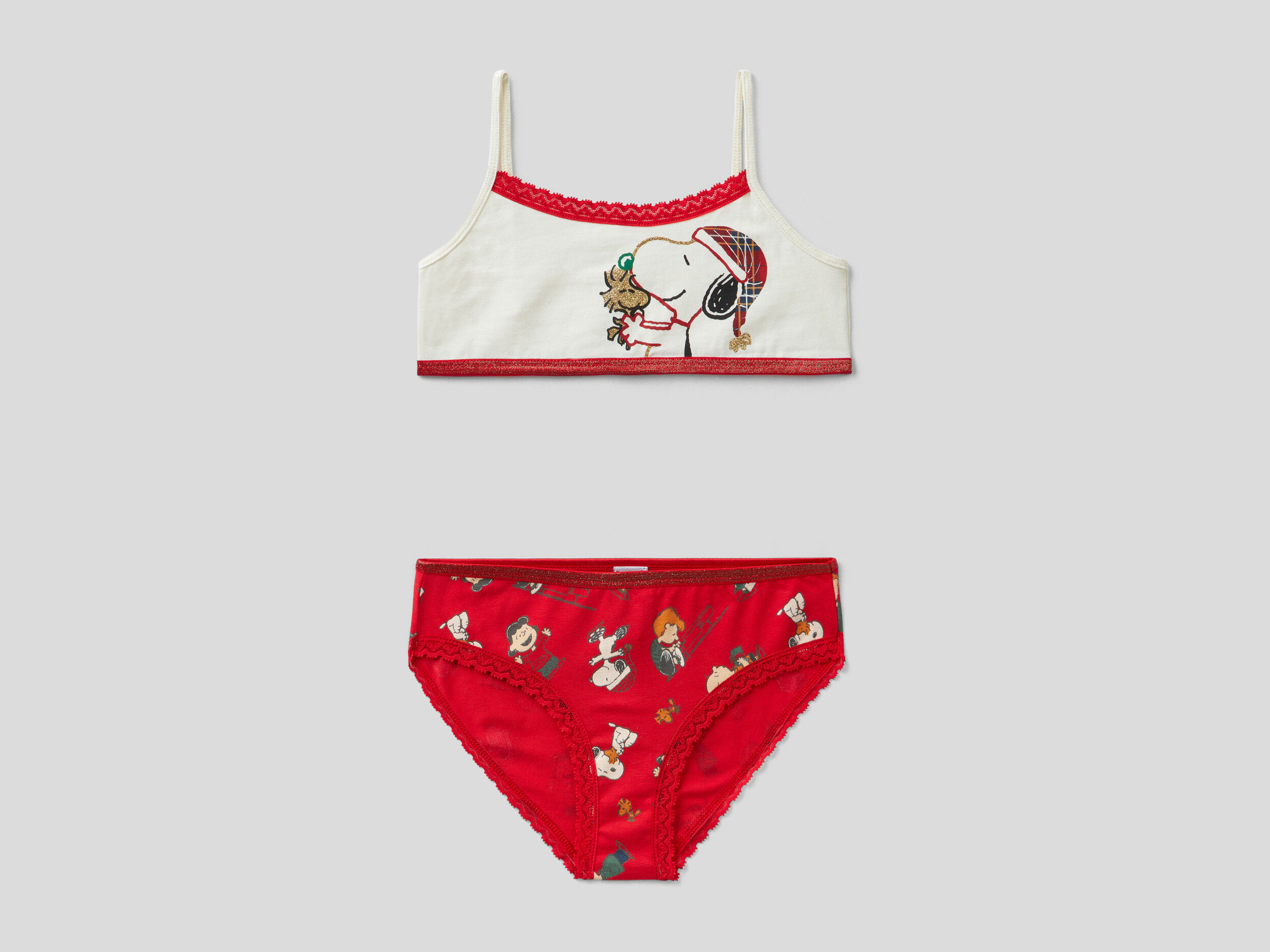 Girls in deals bra and underwear