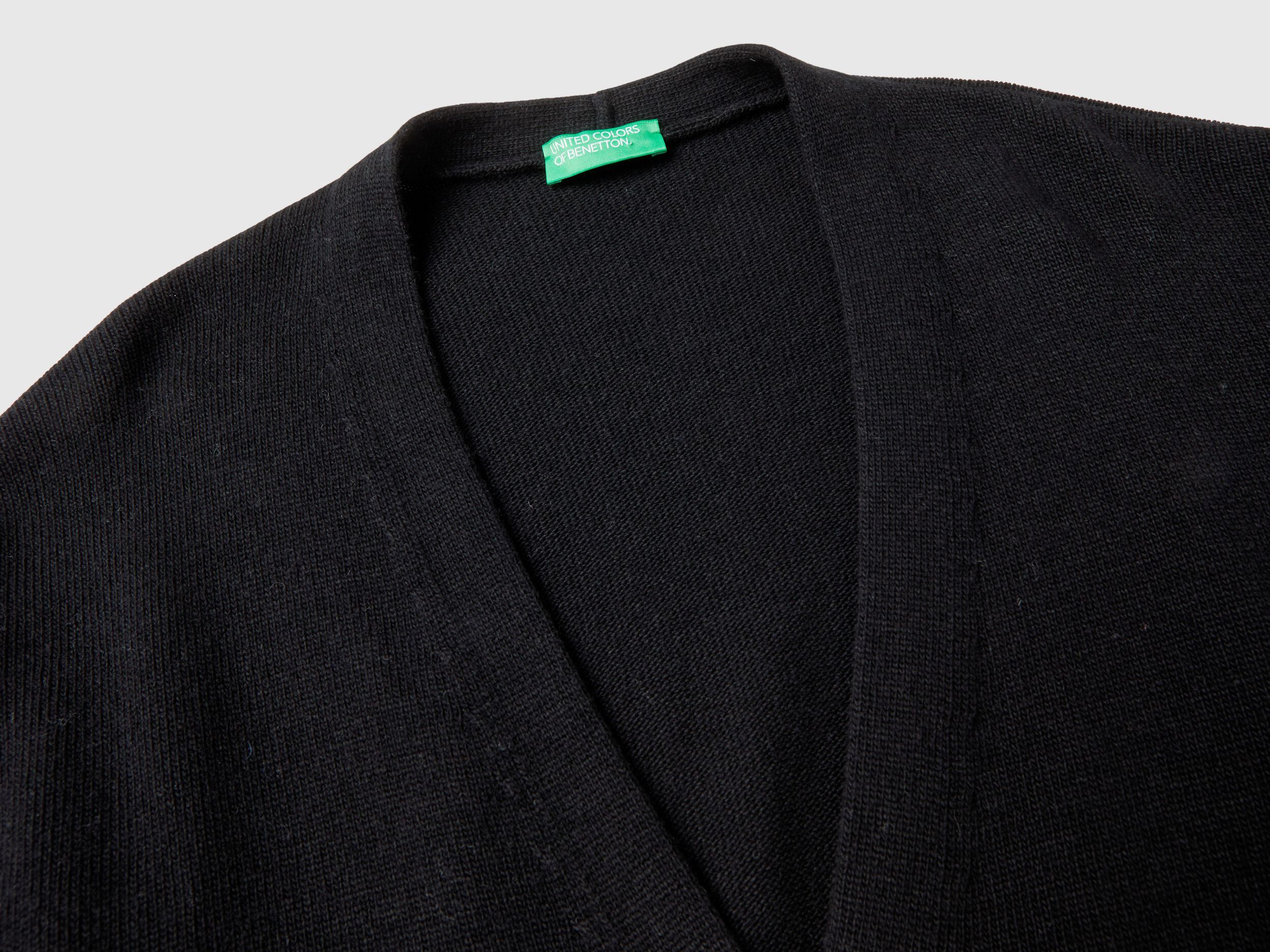 Oversized fit cardigan in wool blend - Black | Benetton Oversized fit cardigan in wool blend - Black | Benetton