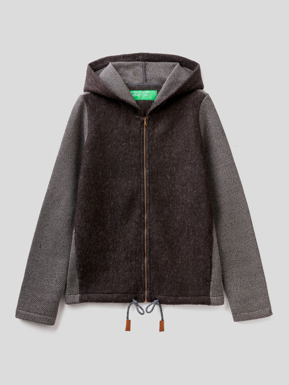 Sweatshirt with hood and playful texture image number 1