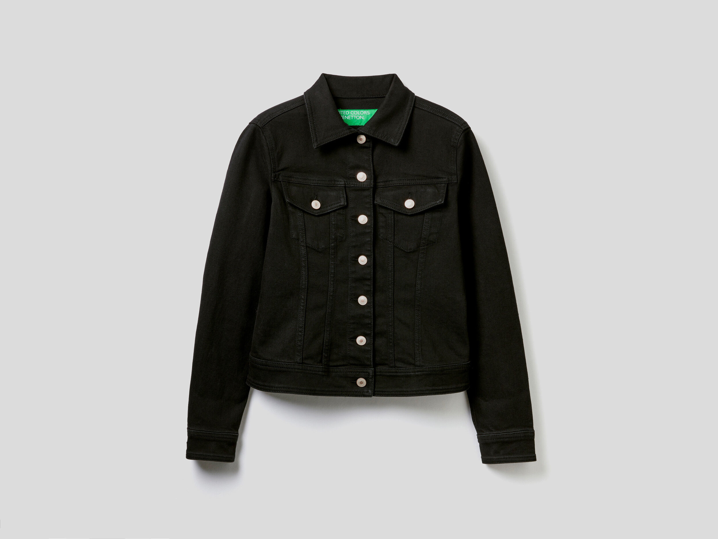 Benetton store jean jacket