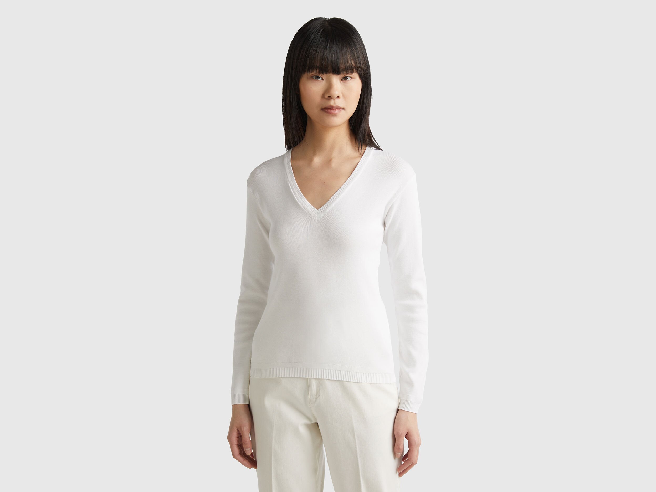 V neck sweater in pure cotton White Benetton