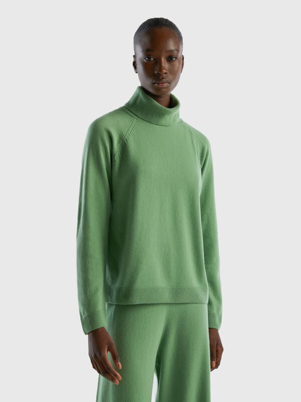 Sage green turtleneck in wool and cashmere blend Women