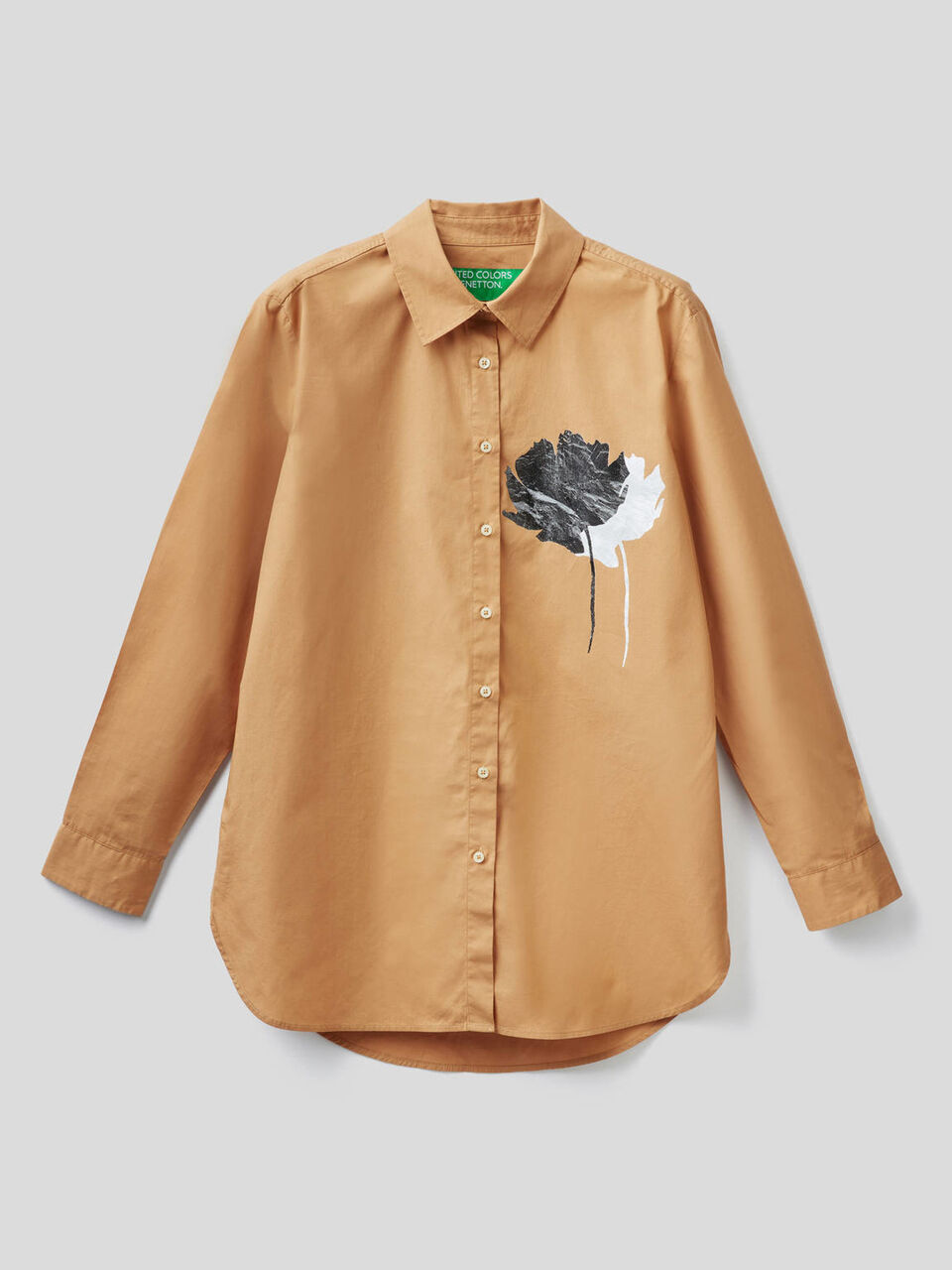 Shirt with print image number null