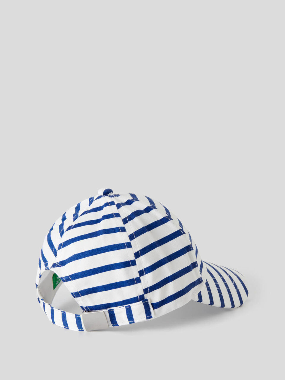 Hat in cotton image number 2